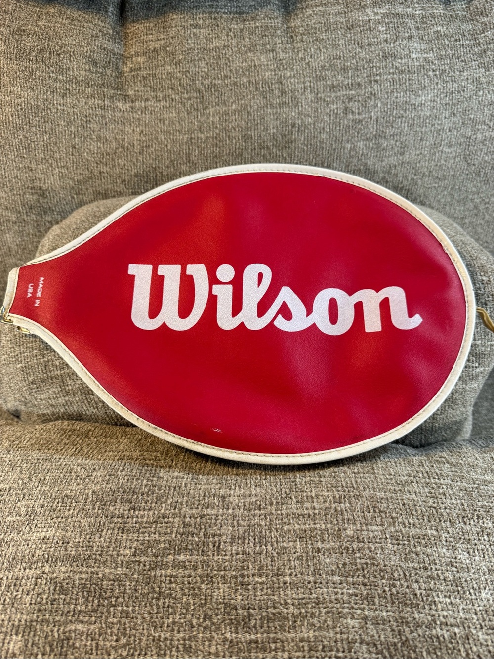 Vintage Wilson tennis racket red/white head cover 14x10